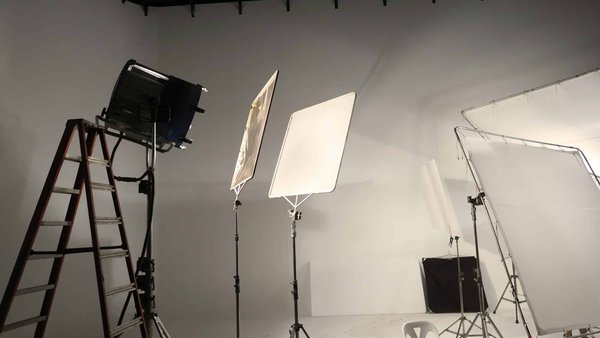 Comment mieux gérer la lumière d'un studio photo ?