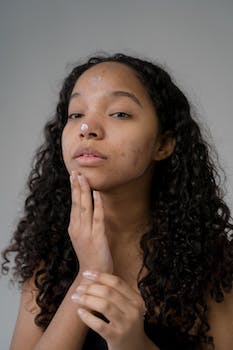 Sérum au rétinol : le meilleur moyen de se débarrasser de l’acné